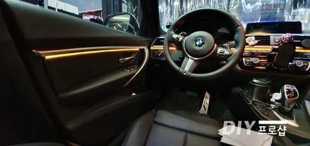 BMW 320D F30 모델 페이스리프트 엠비언트 라이트 시공(대구LED튜닝 대구LED수리)대구 엠비언트 / 대구 남산동