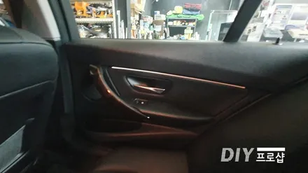 BMW 320D F30 스마트 엠비언트 라이트 무드등 RGB풋등 시공 대구 다이프로샵 / 대구 남산동