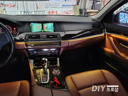 BMW F10 520D 실내튜닝의꽃! 엠비언트 라이트 무드등 시공 대구 다이프로샵 경북 경남 대전 부산 울산 / 대구 남산동