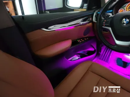 BMW X6 비노출 엠비언트 라이트 무드등 풋등 시공 대구 다이프로샵 경북 경남 부산 울산 대전 / 대구 남산동