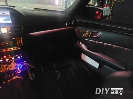 벤츠 W212 E클래스 순정 연동 엠비언트 라이트 무드등 광량 업그레이드 대구 다이프로샵 경북 경남 부산 울산 대전 / 대구 남산동