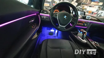 BMW 320D F30 스마트 엠비언트 라이트 무드등 RGB풋등 시공 대구 다이프로샵 / 대구 남산동