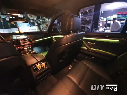 BMW F10 520D모델 엠비언트 라이트 무드등 시공 / 대구 남산동