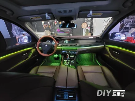 BMW F10 520D DMX엠비언트 라이트 무드등 풋등 시공 대구 다이프로샵 경남 부산 울산 대전 경북 / 대구 남산동