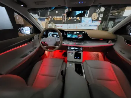 2021년 신축년도 첫 더뉴 그랜져 순정연동 엠비언트 라이트 풋등 시공 / 대구 남산동