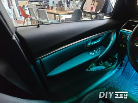 BMW F30 320D DMX엠비언트 라이트 무드등 풋등 시공 대구 다이프로샵 겅북 경남 부산 울산 대전 / 대구 남산동