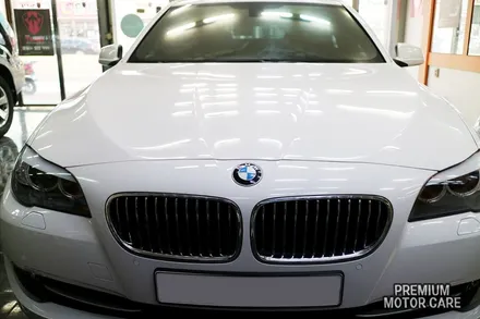 BMW520d 전면 새턴 솔라가드썬팅 부산사상모터케어 / 부산 사상구