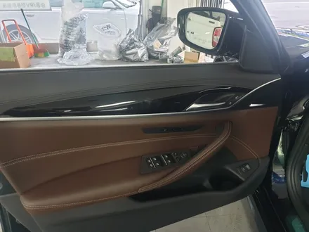 부산 BMW G30 회오리트위터 엠비언트와 본넷방음시공 / 부산 사상구