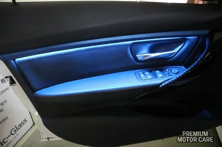 BMW F30전용 가변엠비언트+블루몰딩 부산 수입차 드레스업 튜닝 모터케어 / 부산 사상구