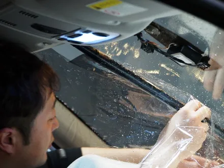 대구썬팅 대구카오디오 BMW 320D 열차단썬팅 글라루스 스페셜 선명한 시인성 및 열차단은 기본 전면유리 & 1열 측면유리 틴팅작업 핸즈카오디오