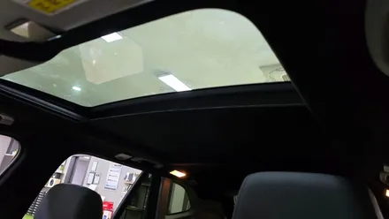 대구 수입차 천장 처짐 수리 BMW X1 썬루프 커버 및 천장 전체 스웨이드 시공으로 해결!