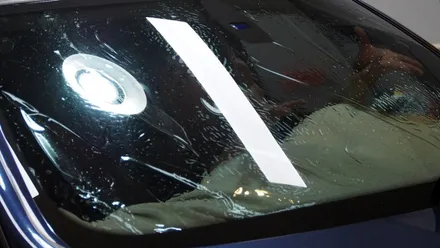 대구썬팅 대구카오디오 BMW 320D 열차단썬팅 글라루스 스페셜 선명한 시인성 및 열차단은 기본 전면유리 & 1열 측면유리 틴팅작업 핸즈카오디오