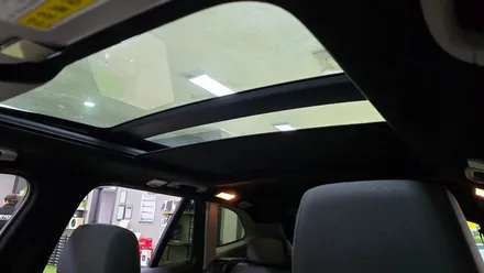 대구 수입차 천장 처짐 수리 BMW X1 썬루프 커버 및 천장 전체 스웨이드 시공으로 해결!