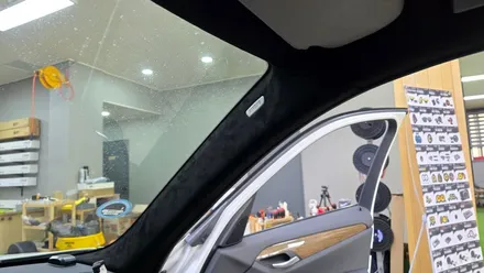 대구 수입차 천장 처짐 수리 BMW X1 썬루프 커버 및 천장 전체 스웨이드 시공으로 해결!