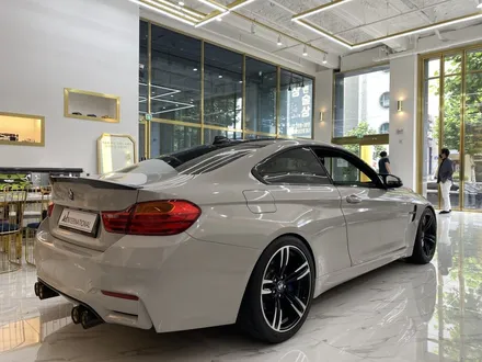 광주랩핑 / BMW-M4 전체랩핑 시공 / 광주전체랩핑 / 광주서구랩핑 / 광주부분랩핑 / 광주데칼 / 광주크롬죽이기 / 광주 서구 치평동