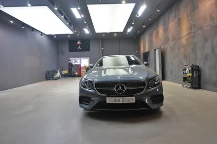 벤츠 E220D 카브리올레 - 와이드콕핏 디지털 계기판 교체