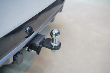 BMW IX3 히치타입 견인고리 시공
