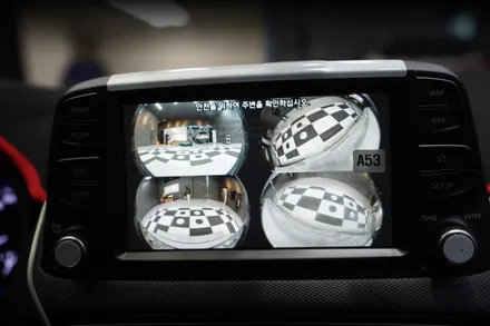 코나 어라운드뷰, 주차가 서툰 운전자라면 코나 3D어라운드뷰 정도는 필수..!!