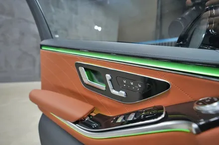벤츠S500 W223 액티브엠비언트 , 부메스터 스피커 패키지 시공