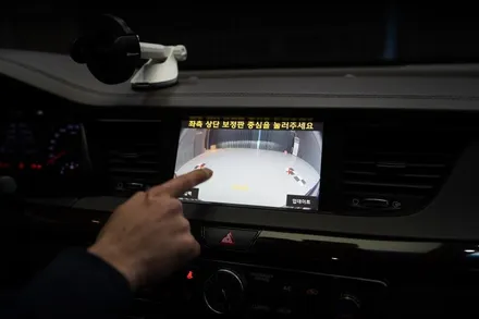 올뉴k7 어라운드뷰(avm), 전방센서(pdw), 패들쉬프트 모두 순정부품으로 시공합니다.