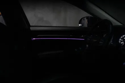 제네시스 eq900 엠비언트 라이트 무드등, 전동트렁크, 고스트도어 순정옵션 시공..