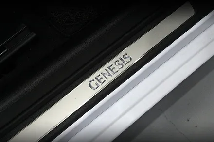 2017년식 G80 어라운드뷰 , 고스트 도어 클로징, 무드램프,도어스커프 시공