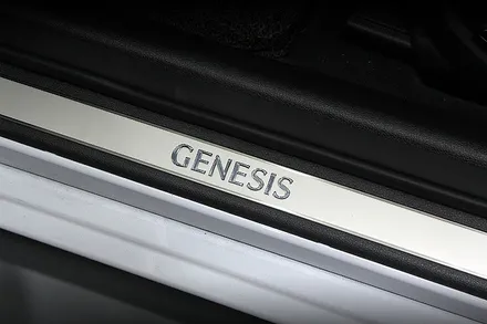 2017년식 G80 어라운드뷰 , 고스트 도어 클로징, 무드램프,도어스커프 시공