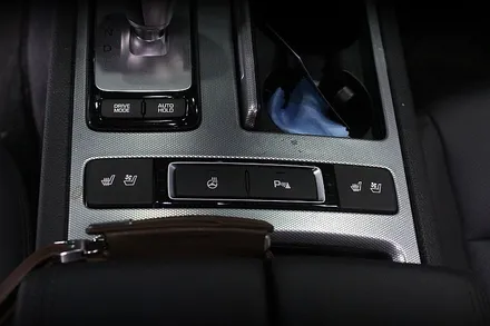 G80 어라운드뷰, 전동트렁크, 고스트도어, 후면 전동커튼, 사이드 메뉴얼커튼 시공..