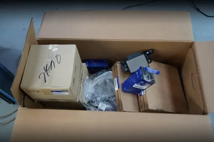 그랜저hg 오토홀드  사용을 위해서 전자파킹 (EPB) 시공합니다.