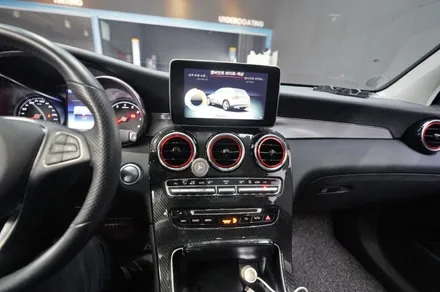 벤츠 GLC350e 카플레이 , 송풍구 엠비언트 (64색 업그레이드), 부메스터 스피커 시공