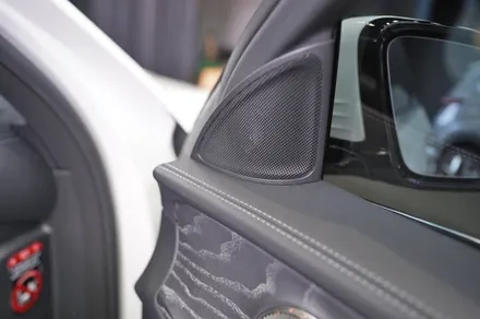 W213 벤츠E350 송풍구 엠비언트 , 부메스터 스피커는 국룰..