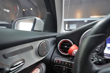 벤츠 GLC350e 카플레이 , 송풍구 엠비언트 (64색 업그레이드), 부메스터 스피커 시공