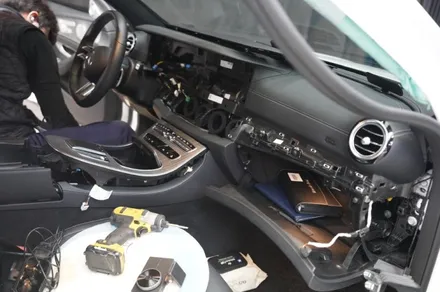 W213 벤츠E350 송풍구 엠비언트 , 부메스터 스피커는 국룰..