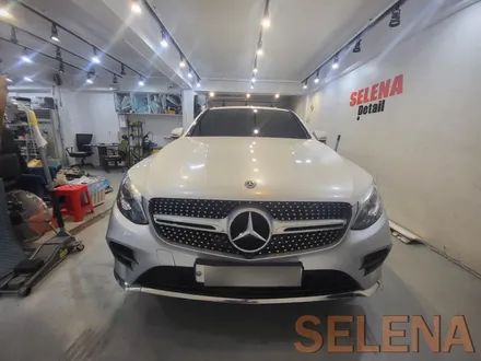 셀레나샵 벤츠 x253 glc 쿠페 후기형 세로그릴 + 64색엠비언트 송풍구 전체순정형 코딩 풀세트 패키지