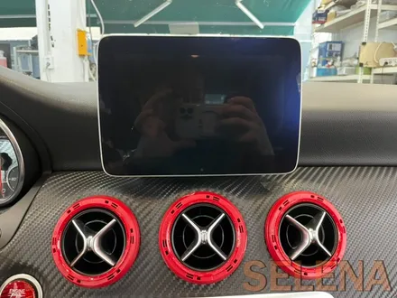 청주고객 - 벤츠 W176 a45amg a클래스 필수튜닝 !! 송풍구 엠비언트 , 안드로이드 오토 , led퍼포먼스 잠자리핸들