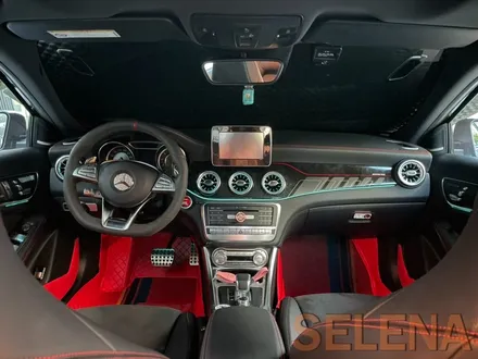 벤츠 a클래스 필수튜닝!!! W176 a45amg 실내 송풍구 엠비언트 12색 풋등 도어4개  전체세트 - 서울 목동 셀레나모터스