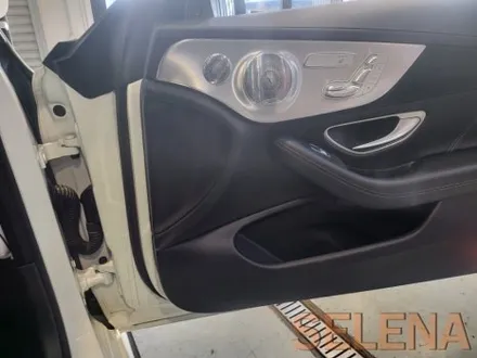 w205 c63amg 실내 드레스업 인스톨 신형핸들 64색 엠비언트 스피커까지 한방에