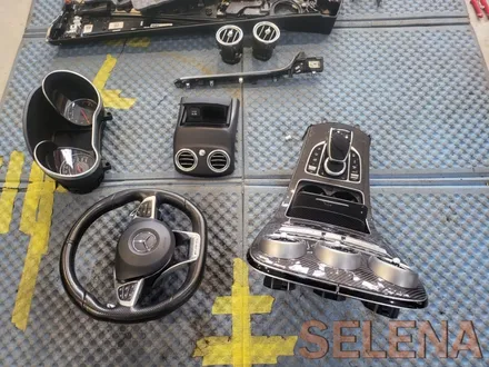 벤츠 w205 c63amg 카브리올레 송풍구 + 스피커 + 64색 엠비언트 인스톨