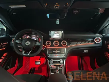 벤츠 a클래스 필수튜닝!!! W176 a45amg 실내 송풍구 엠비언트 12색 풋등 도어4개  전체세트 - 서울 목동 셀레나모터스