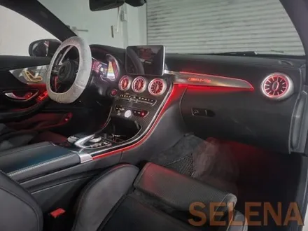 w205 c63amg 실내 드레스업 인스톨 신형핸들 64색 엠비언트 스피커까지 한방에