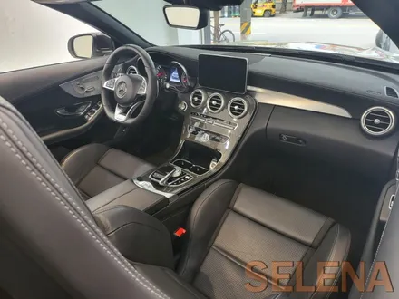 벤츠 w205 c63amg 실내 64색 송풍구 엠비언트 그리고 최신형키 컨버전 순정형 코딩