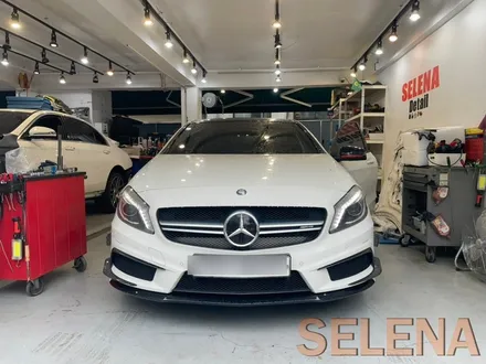 벤츠 w176 a45amg 최신형 핸들 , 송풍구 엠비언트 레트로핏 시공 !! 모두한꺼번에