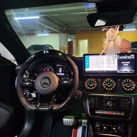 벤츠 w176 - A클래스 cla45amg  터빈형엠비언트 송풍구 개조 안드로이드오토 최신형 컨버전 신형개조 신형핸들