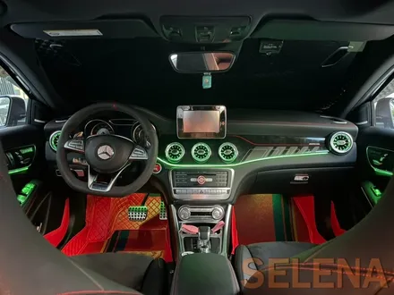 벤츠 a클래스 필수튜닝!!! W176 a45amg 실내 송풍구 엠비언트 12색 풋등 도어4개  전체세트 - 서울 목동 셀레나모터스