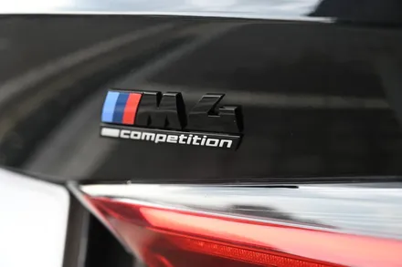 BMW M4 더엘엑스 LX 썬팅 시공으로 스포츠카의 완벽한 매치 / 동탄,수원,오산