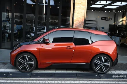 솔라가드프리미엄 제니스IR BMW i3 차량에 비반사썬팅 농도 추천 / 동탄,수원,오산