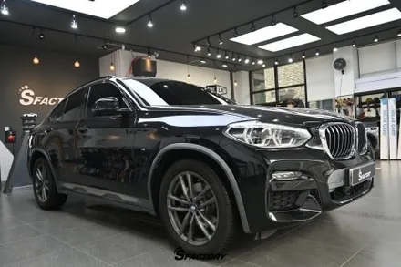 BMWX4차량에 아이나비QXD1,에너팩프로12A 보조배터리 설치 / 동탄,수원,오산