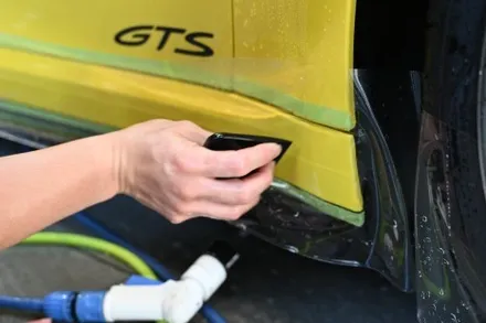 화려한 색상의 레이싱 옐로 911gts 틴팅과 ppf 시공을 원스톱으로! / 동탄,수원,오산