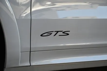 8기통 엔진 품은 포르쉐 신형 카이엔 GTS 에 시공된 필름은? / 동탄 영천동
