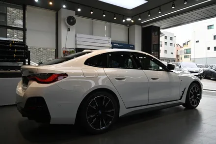 더엘엑스 BMW i4 M50 전기차량에 최상급 LX썬팅으로 / 동탄,수원,오산